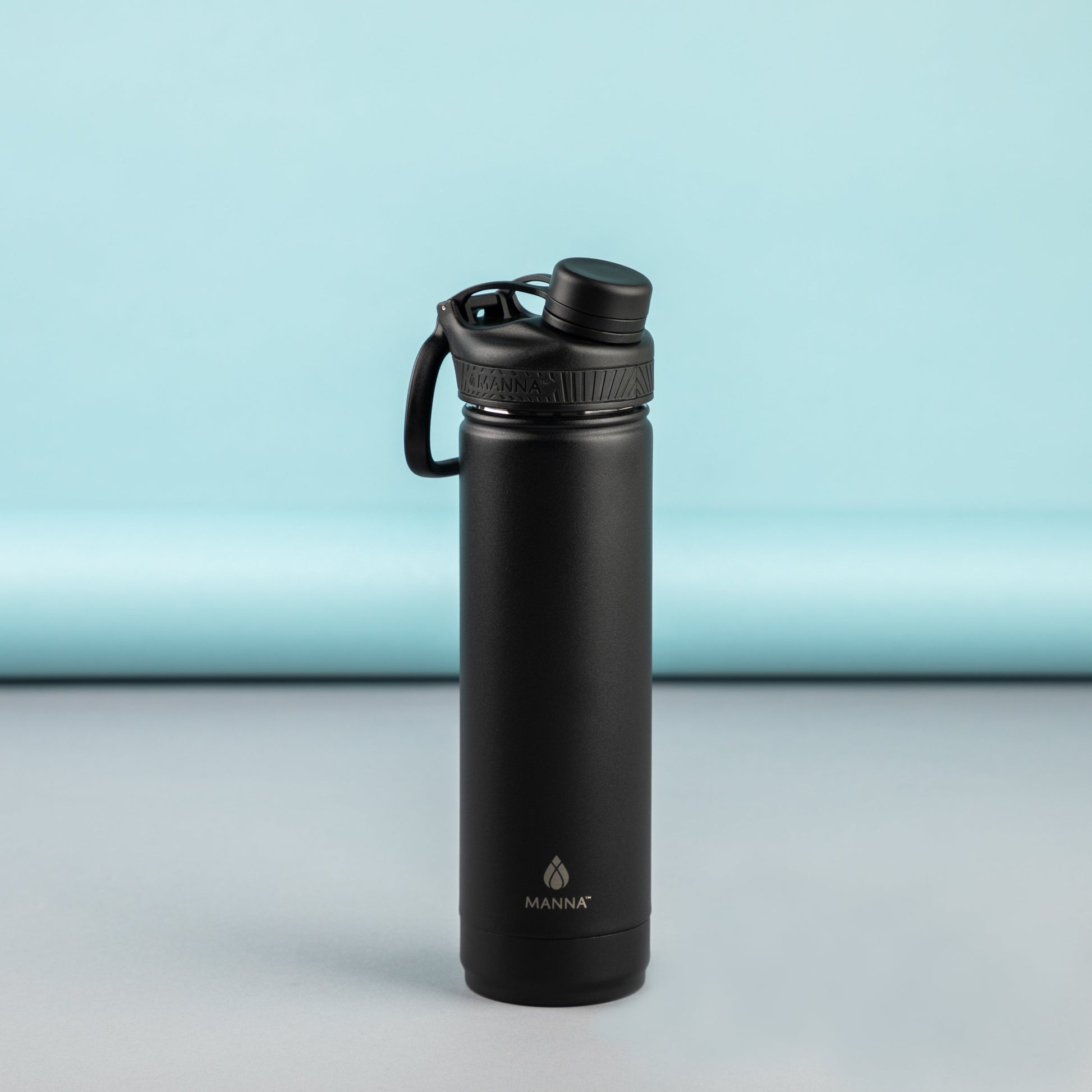 26-oz-saratoga-bottle-b1 MAN_Website_Saratoga_05.jpg